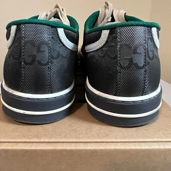 Men's Gucci Designer Sneakers - Picture 5 of 9